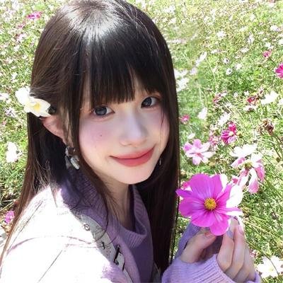 当红小花与神秘男子同车离开，深夜内幕曝光，粉丝集体脱粉